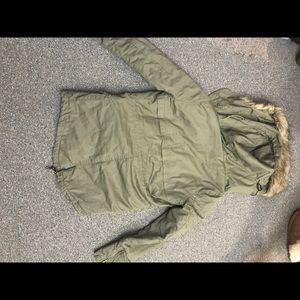 Army green fur hooded fall jacket
